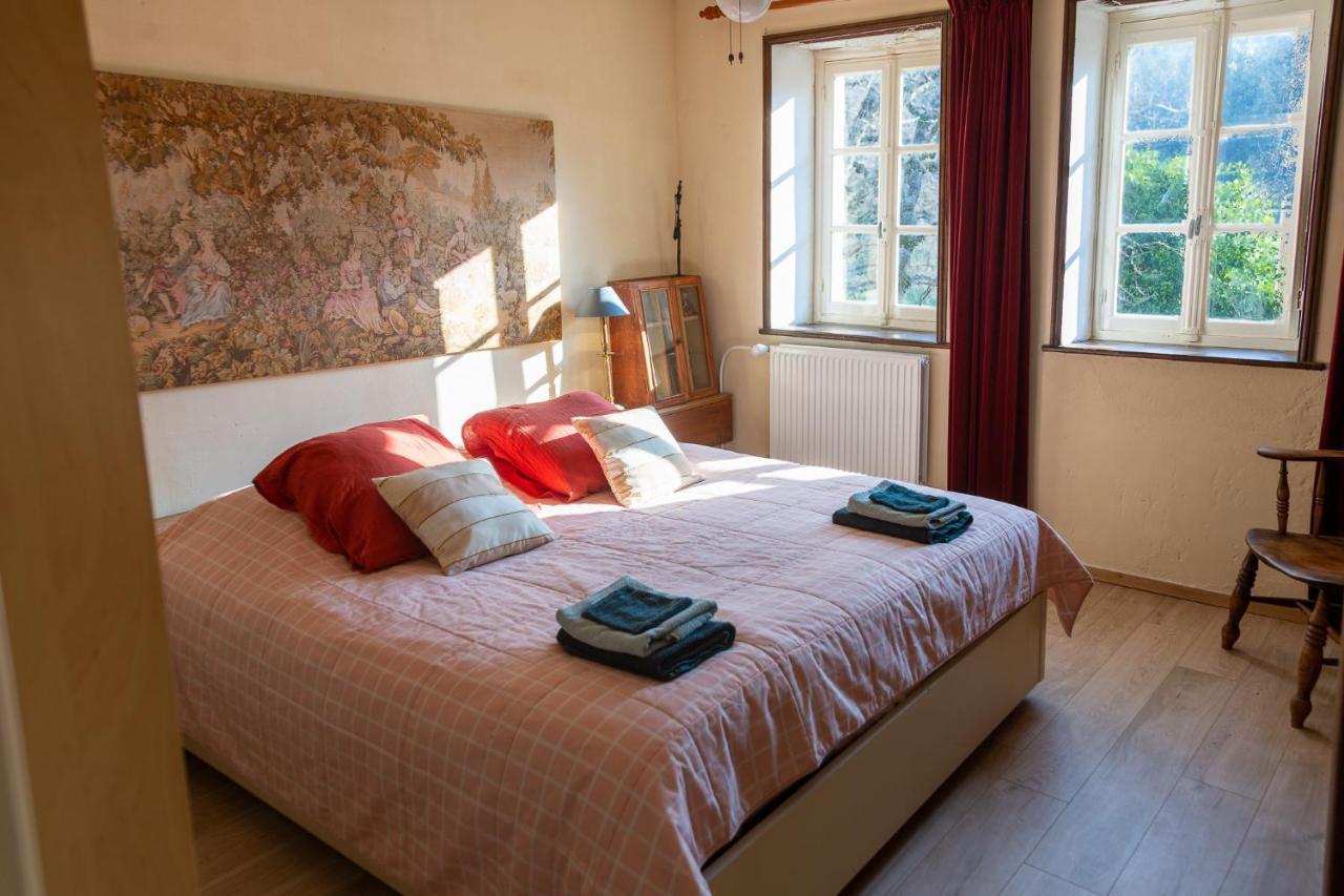 Haute Dône, een vakantiehuis met 2 slaapkamers, rust en natuur Luzy Exterior foto